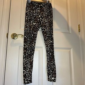 Fornia cheetah print leggings size XS